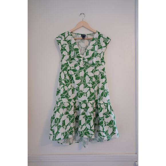 Scoop White and Green Dress Size Medium - Picture 1 of 5